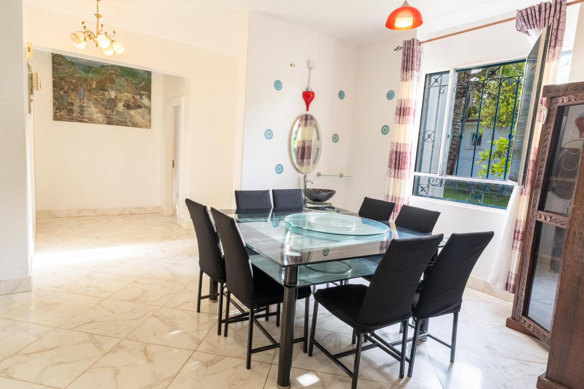 Queens Chateau Boutique Villa 迪亚尼海滩 外观 照片