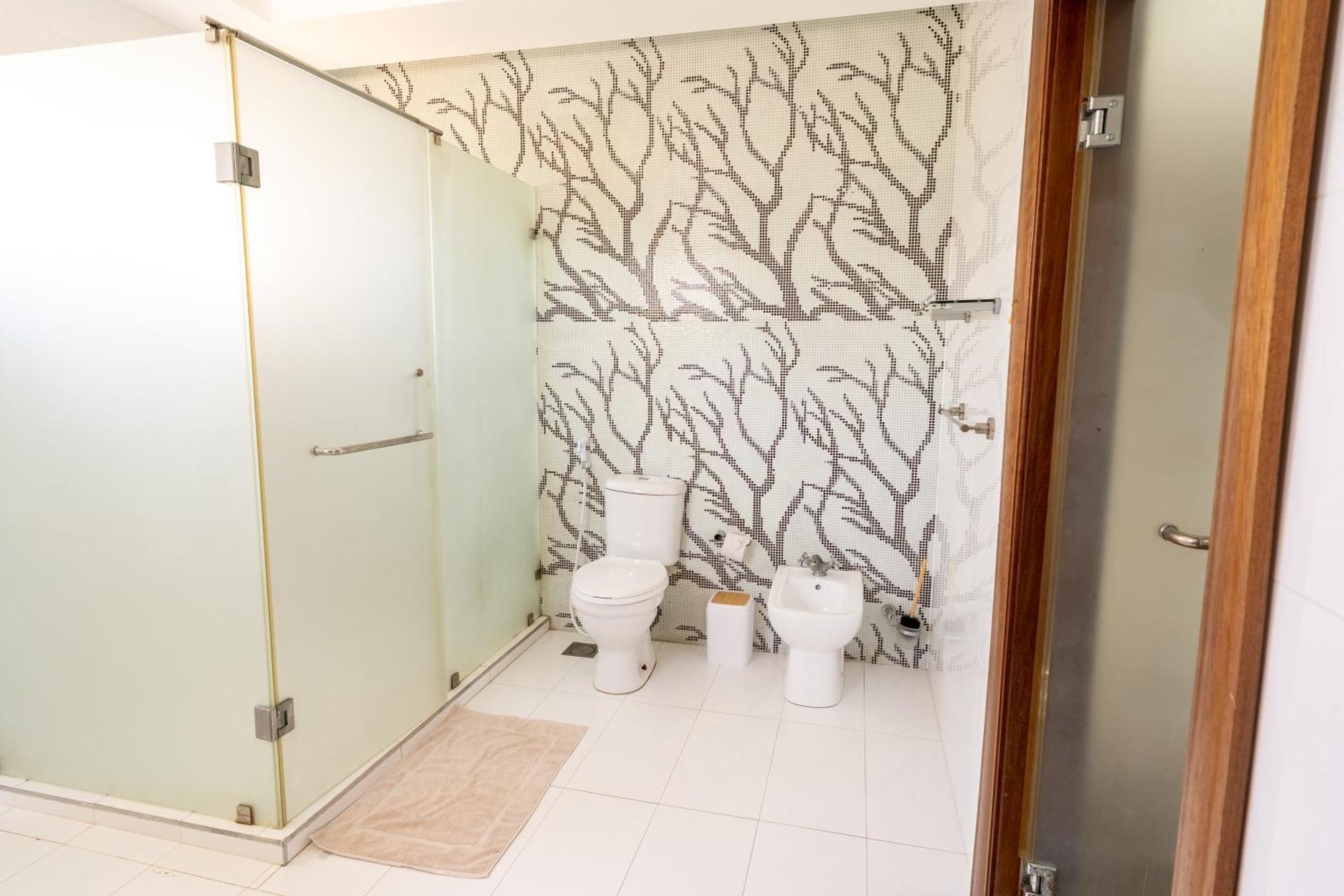 Queens Chateau Boutique Villa 迪亚尼海滩 外观 照片